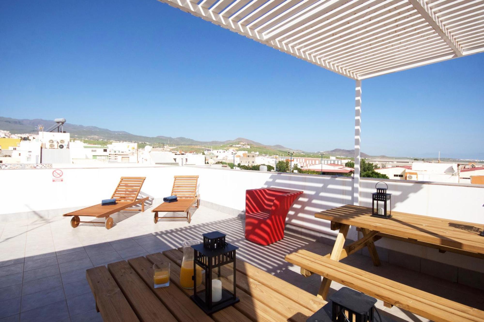 Apartamentos A 10 Minutos Del Aeropuerto Carrizal ภายนอก รูปภาพ