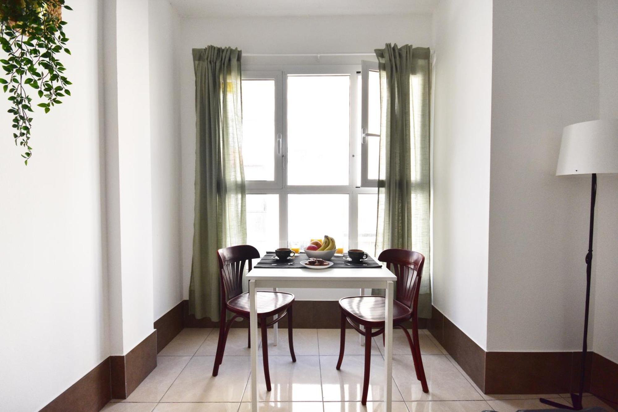 Apartamentos A 10 Minutos Del Aeropuerto Carrizal ห้อง รูปภาพ