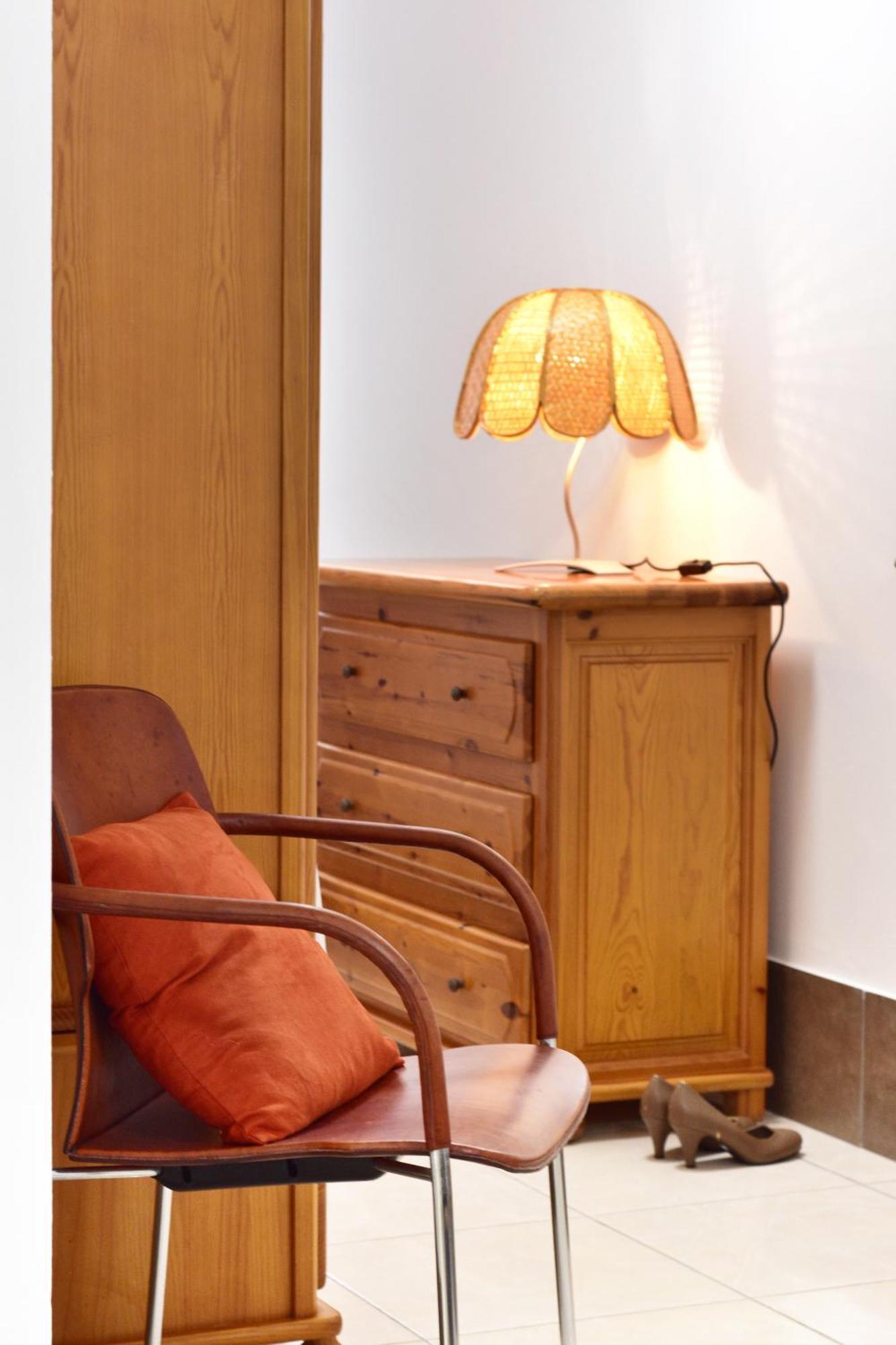 Apartamentos A 10 Minutos Del Aeropuerto Carrizal ภายนอก รูปภาพ
