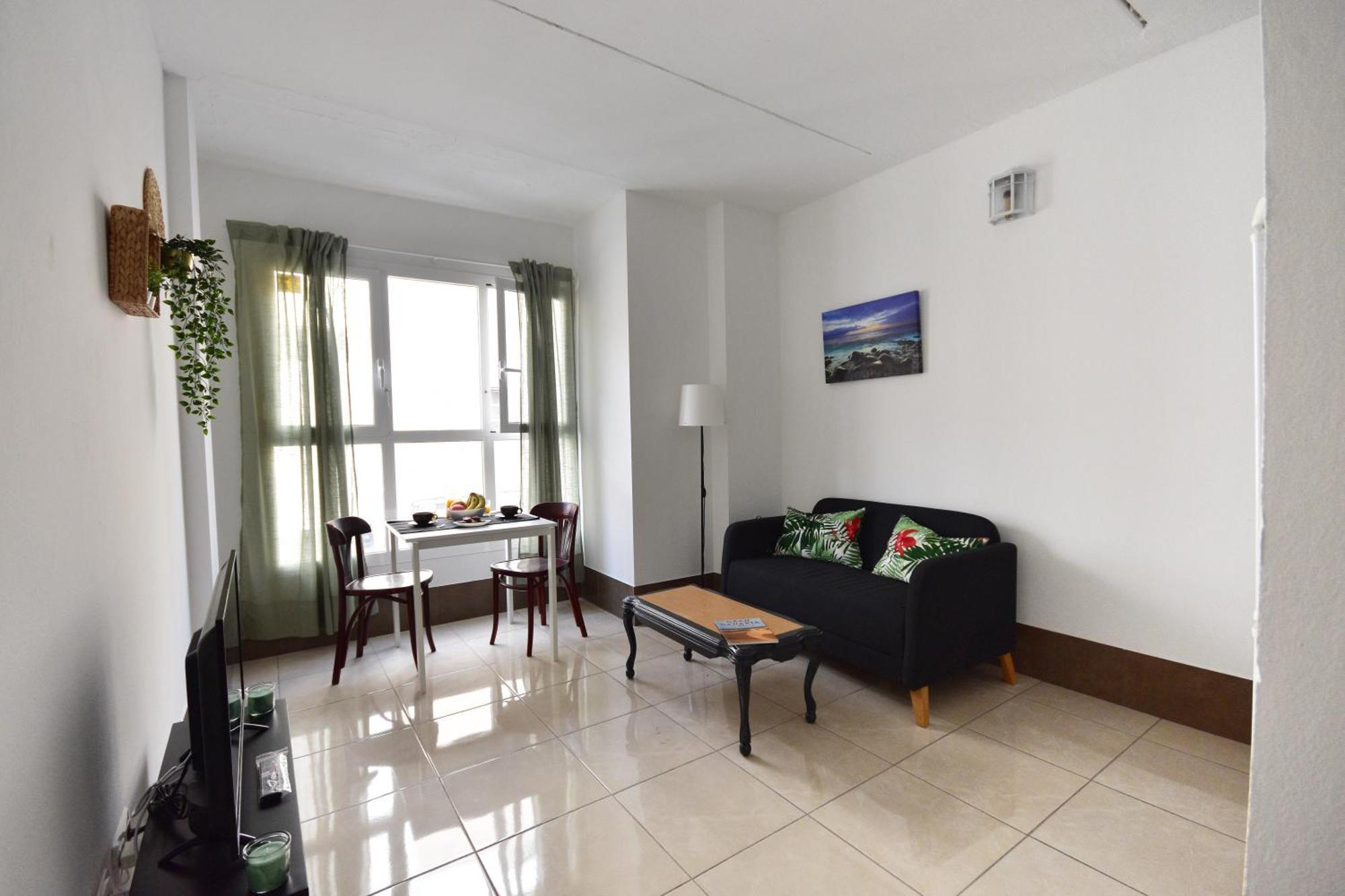 Apartamentos A 10 Minutos Del Aeropuerto Carrizal ห้อง รูปภาพ